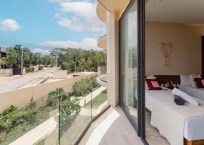 Villa Mistiq - Modern 3br Oasis In With Pool & Chic Design