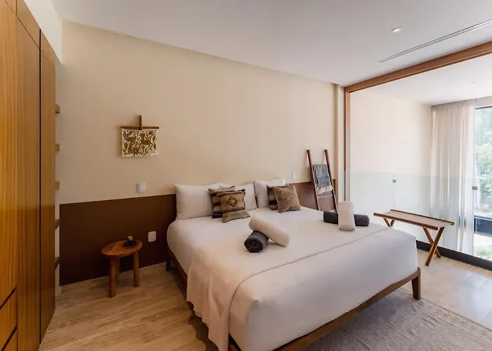 Villa Mistiq - Modern 3br Oasis In With Pool & Chic Design *